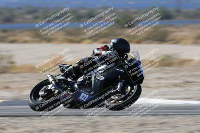 media/Nov-16-2025-Race Pace (Sun) [[8c5fa54630]]/Verified Riders/3-Turn 14 (1045am)/